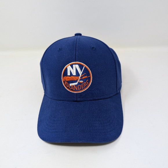 NWOT. NEW YORK ISLANDERS HOCKEY TEAM BASEBALL CAP. ADJUSTABLE. - Picture 1 of 8